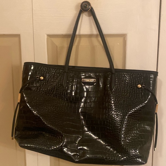 Victoria's Secret Handbags - Victoria’s Secret tote bag.